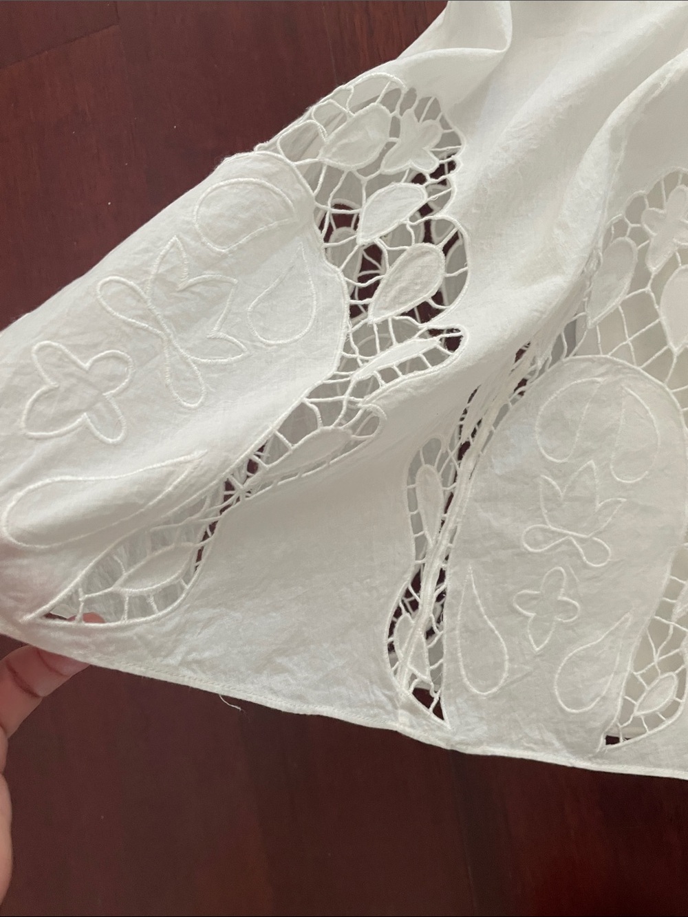 Alice + Olivia White Lace Fit & Flare dress - Picture 8 of 17